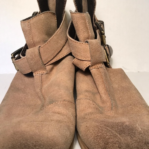 Steve Madden cinch bootie - Picture 3 of 5